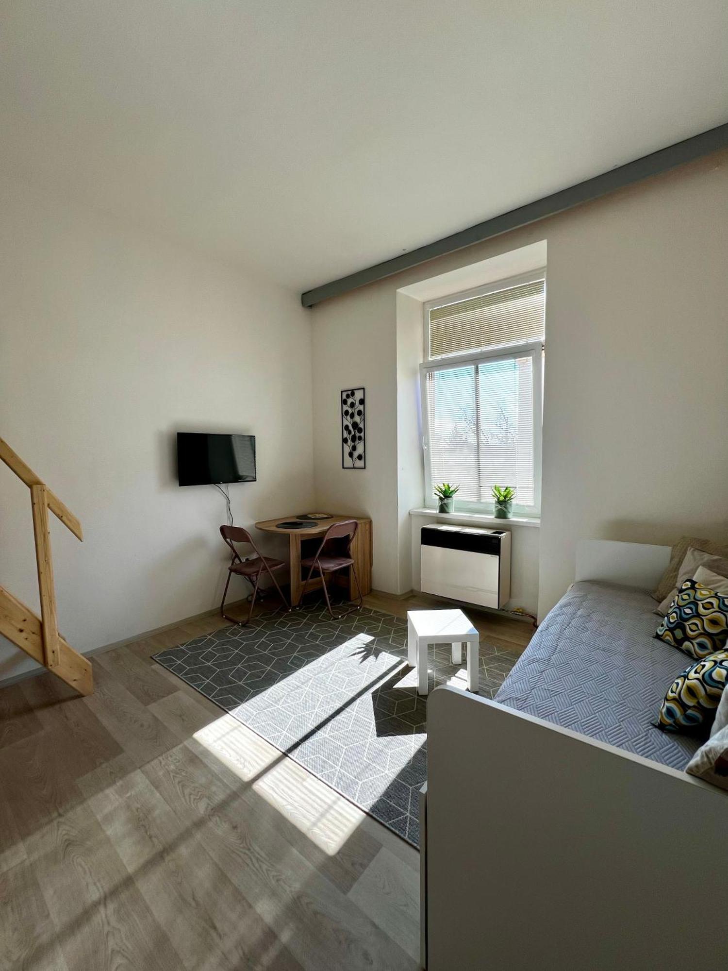 Apartman Zlata Hvezda Ceske Budejovice Exteriör bild